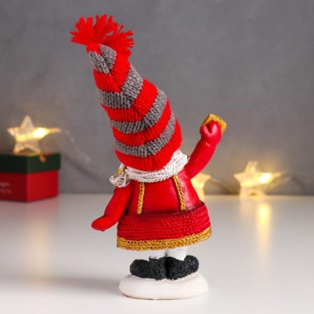 Polystone souvenir "Snowman in a red fur coat, striped cap and scarf" 14x10.5x5 cm-2