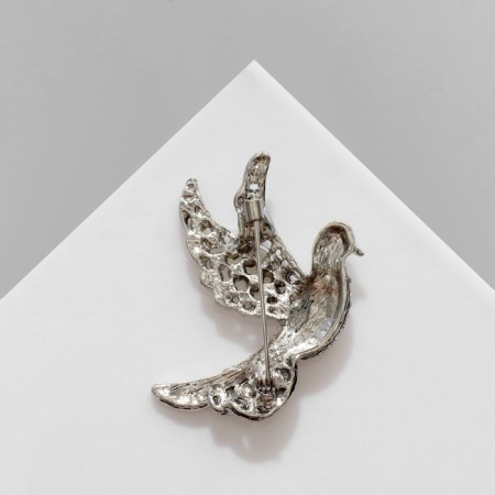 Brooch "Bird" fluttering, white color in silver-1