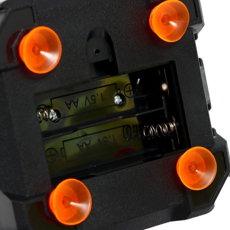 The target is “at the target”, automatically rises, considers hike, works from batteries-4