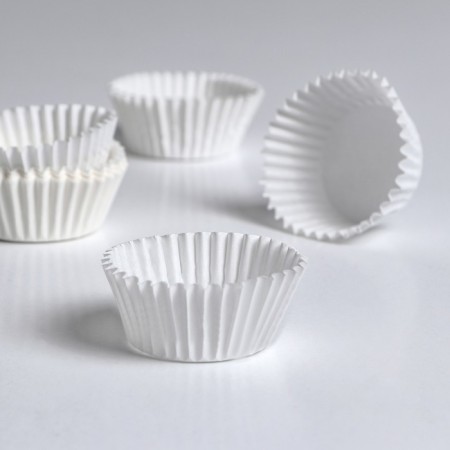 Baking uniform, white 3.5 x 2 cm