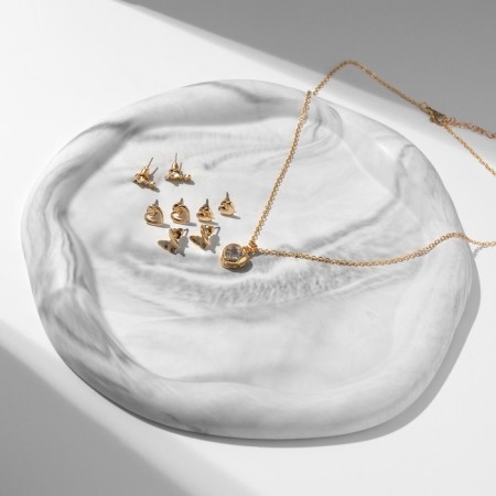 Set of 5 objects: earrings (4 pairs), a pendant “minimal” heart, color gold, 40 cm-8