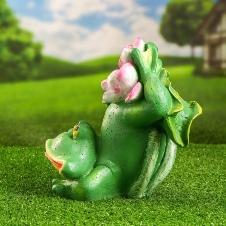Garden figure "Frog with flower" 26x24cm-1