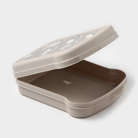 The sandwiches Ricco, 17 × 13 × 4.2 cm, with panin-1