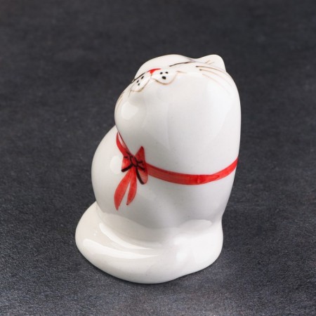Porcelain figurine "Japoshechka cat", 8 cm-1