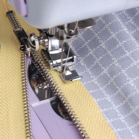 Law for sewing machines, for zipper, 3.2 × 1.2 × 0.7 cm-4