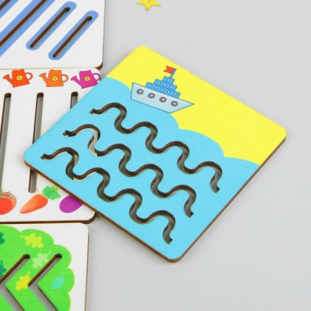 Small rulers for large victories, line size: 8.5 × 8.5 cm-1
