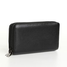 Male purse-clate on a zipper, black color