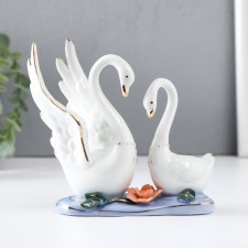 Souvenir ceramics 
