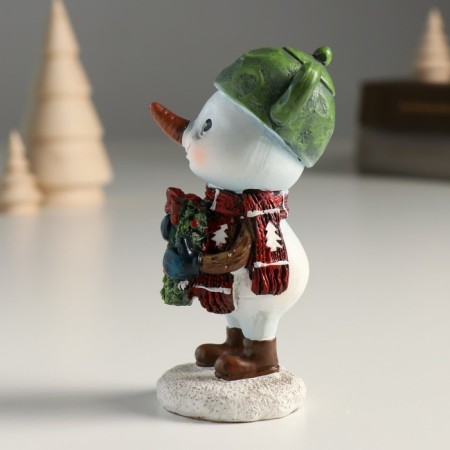 Souvenir Polystone "Snowman with a teapot on the head, holds a wreath" 6x6x11.5 cm-3