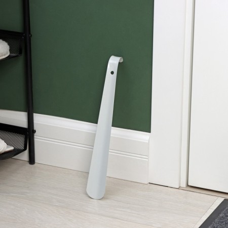 Spoon-cut for shoes with hook, 31.5 cm, gray color