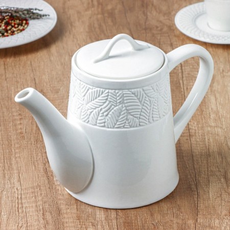 Teapot Porcelain Hot Magistro Crotone, 1.4 liters, white color-1
