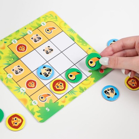Board play-heading "Beast in the zoo"-4