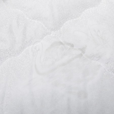 The blanket is stand. 220x205, claim. swan fluff, gloss-satin fabric, polyester-1