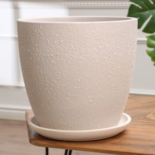 Flower pot 
