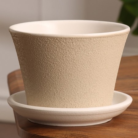 Flower pot "Siena" gray relief 0.8 l