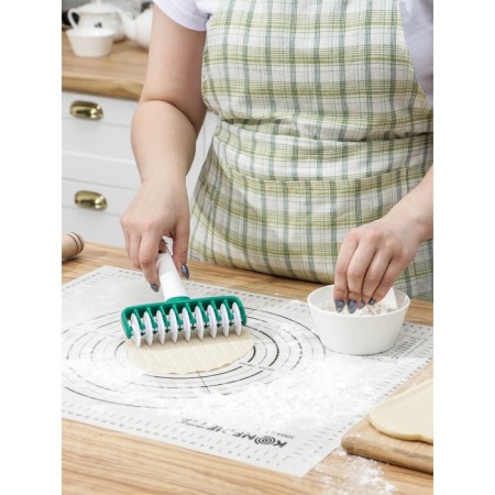 Roller for cutting strips from Konfinetta "Sweetness", 14 × 17 × 4 cm, white color-1
