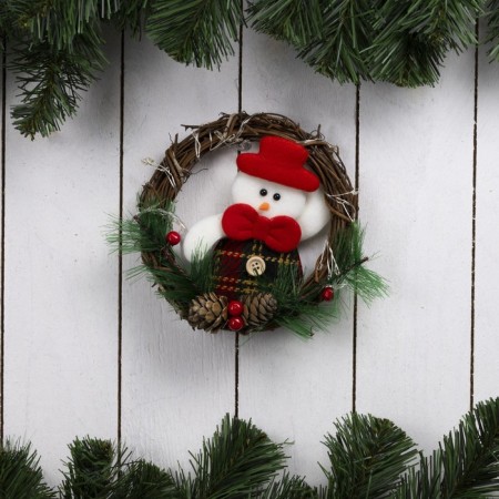 LED figure "Wreath with a snowman" 14 cm, plastic, batteries CR2032x2 (not in the kit), glow of multi-1