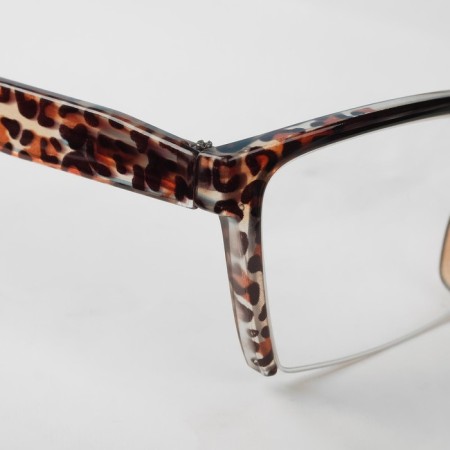 Ready glasses east 6636, brown color, bending pipe, +2.5-3