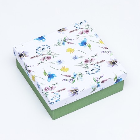 Square “Flowers” ​​gift box, 13.5 x 13.5 x 5 cm-2