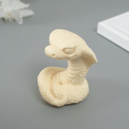 Mold Silicon "Snake. Cobra" 6x4.5x4.5 cm-1