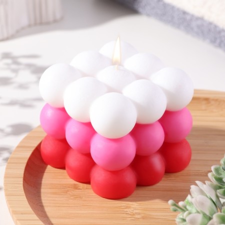 Figure Aromatic candle "Babb cube", 6 cm, white-red, berries