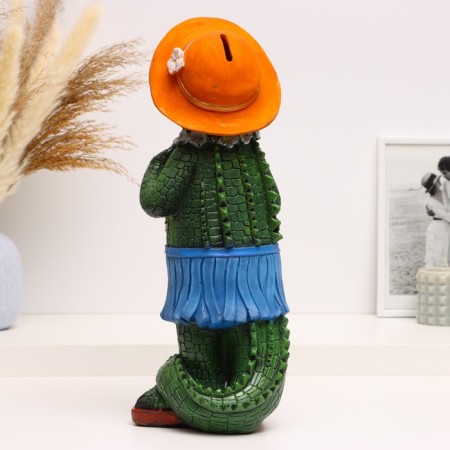 Pigger "Crocodile in the hat" 37x16x17cm-2