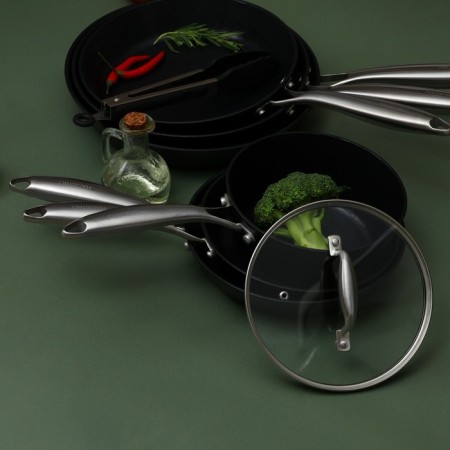 Pan Magistro Rock Stone, d = 28 cm, h = 5 cm, anti -stick coating, induction, black color-12