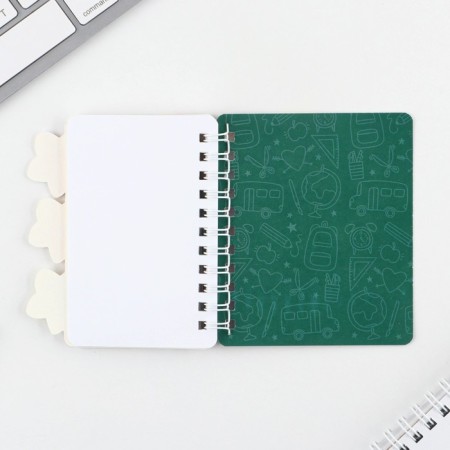 Notepad for graduation with dividers on the crest "Graduate of kindergarten" format A7, 40 sheets-5