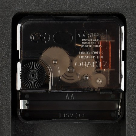 The clock is double -sided, on the suspension "Sabatini", a smooth move, 35 x 30 cm, dial 20 cm-4