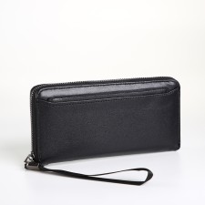 Male purse-clate on a zipper, black color