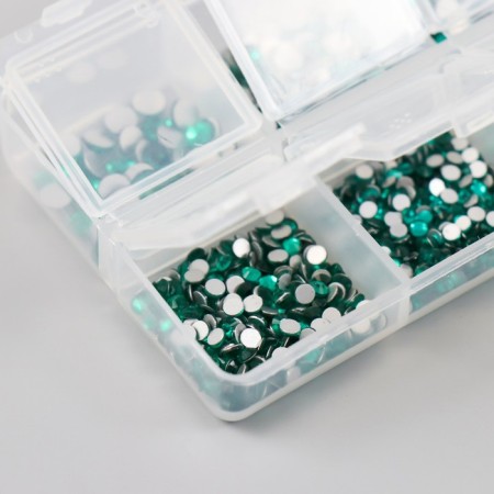 Decor for creativity Glass "Rhinestones. Blue Zircon" d = 2-4.8 mm nr 1188 pcs 6x8x1.5 cm-2