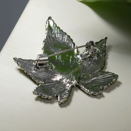 Brooch "Liszt", green color matte in silver-1