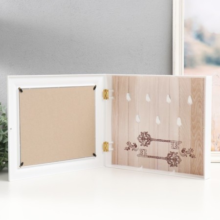 Key closed "ship" 26.5x31.5 cm white-2