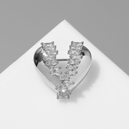 Brooch "Heart", white color in silver-1
