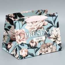 Gift package with a wide bottom, packaging, “For You”, 25 x 19 x 18 cm