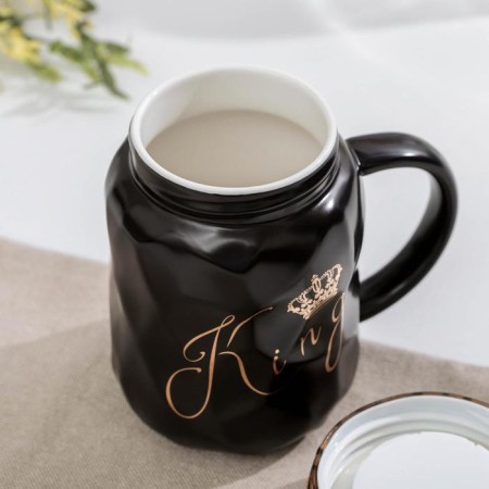 Ceramic mug with a plastic lid "Kingdom", 380 ml, color and inscription mix-3