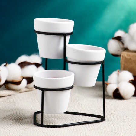 Set of Kashpo "Trio" white, on a stand, 15x11cm-1