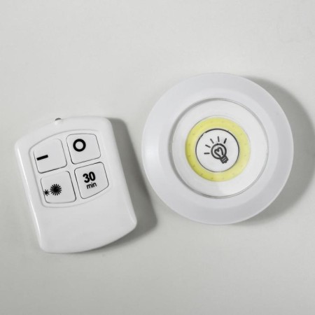 Nightlight with PDU 16042/1 LED from batteries 3AAA White 9x9x2 cm Risalux