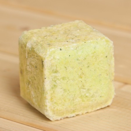 Salt briquette Cube "Lipa" 200 g-1