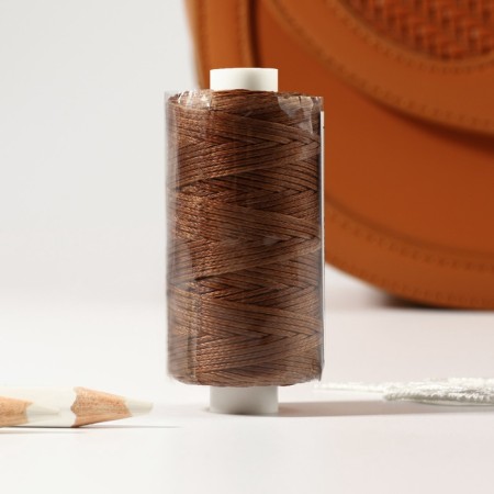 The threads are waxed, flat, 210d/16, 1 mm, 50 ± 2 m, the color is light brown-3