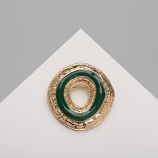 Brooch 