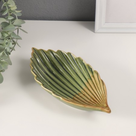 Souvenir ceramics stand "Exotic sheet" green 21x10x4 cm-3