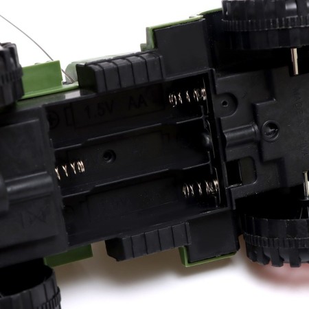 Radio -controlled “military” truck, works on batteries, green color-4