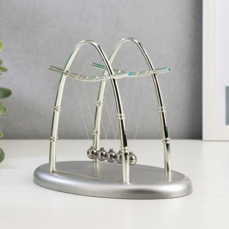 Newtonian pendulum Bamboo Silver 14x18x11 cm