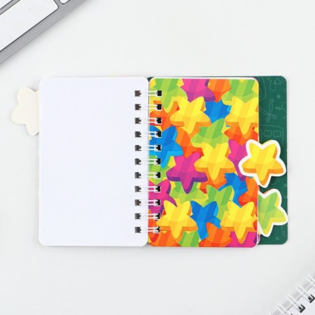 Notepad for graduation with dividers on the crest "Graduate of kindergarten" format A7, 40 sheets-3