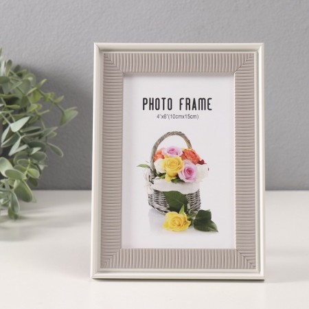 Photo frame plastic 10x15 cm "Striped texture" Oliva, white 13.3x18.8 cm