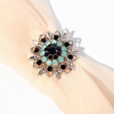 Clip for a scarf “flower” elegant, the color of blue-blue in silver