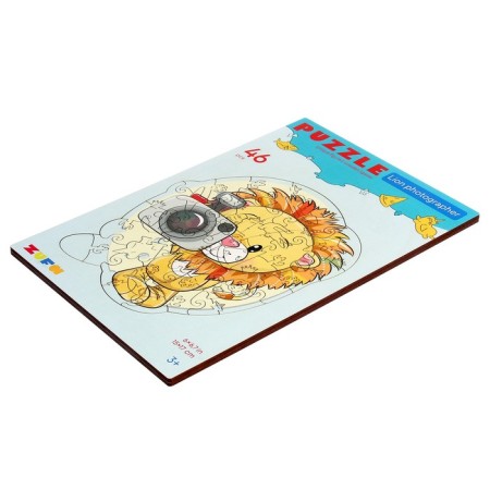 Wooden puzzle "Leo photographer" s-1