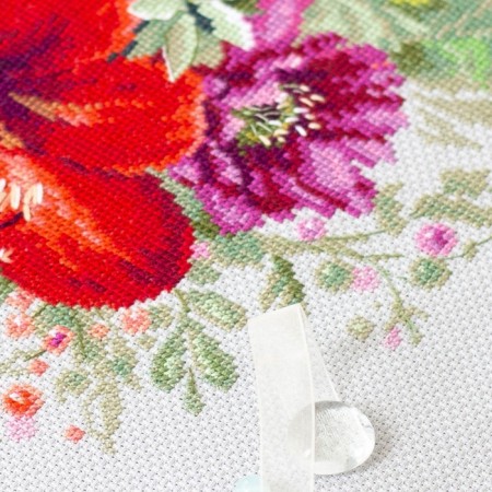 Embroidery Set "Bouquet with Amarillis" 36 x 27-4