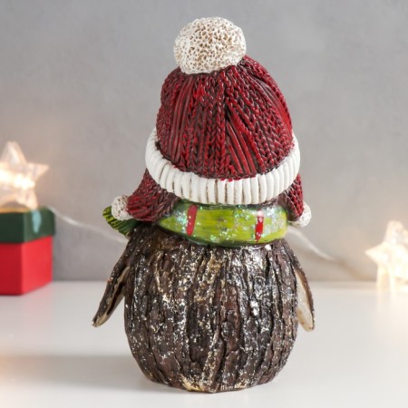 Polystone souvenir "Penguin in a red hat and green scarf" 17.5x11.5 cm-2